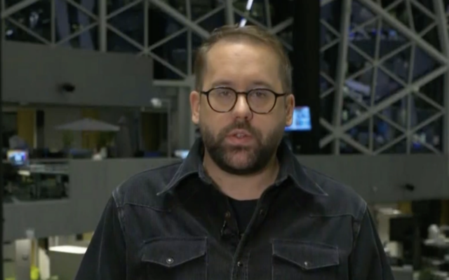 Paul Ronzheimer speaks with Channel 12 news in footage aired on October 12, 2024. (Screen capture: Channel 12; used in accordance with Clause 27a of the Copyright Law)